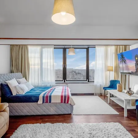 Apartment Luxurious Downtown Penthouse With Spectacular Panorama *