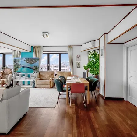 Apartment Luxurious Downtown Penthouse With Spectacular Panorama *