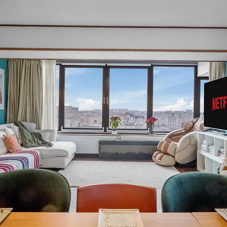 Luxurious Downtown Penthouse With Spectacular Panorama Apartment