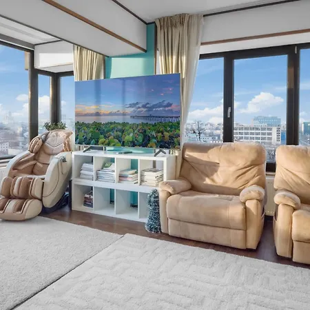 Luxurious Downtown Penthouse With Spectacular Panorama Bukarest